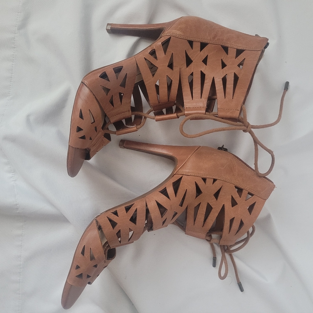 Jessica Simpson leather sandals!